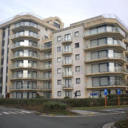 Residente Topaze De Panne Gem 1 Slpk App Luxe Afw & Ruime Parking Incl Екстериор снимка